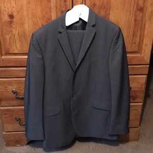Kenneth Cole Reaction suit Jacket 44L Pants 36x32